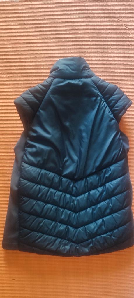Teplá vesta, decathlon,140