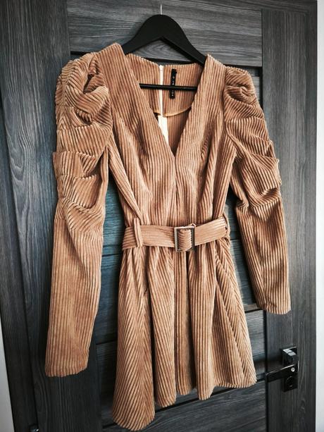 O'la voga mencestrove saty, s