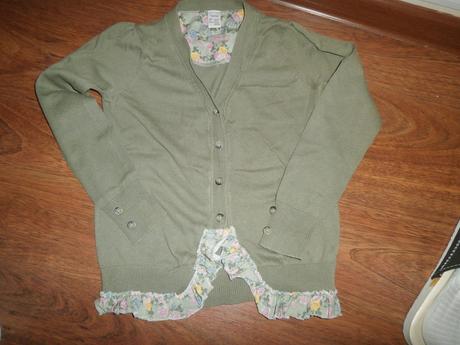 Tenký svetrík, 122