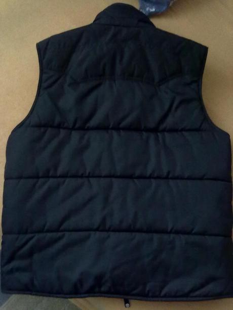 Mustang vesta - nenosená, l