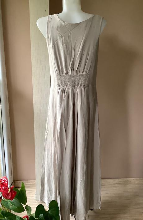 Krásne saty 2+1napoly, 40