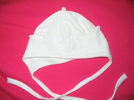 Biela čiapka 68, 68