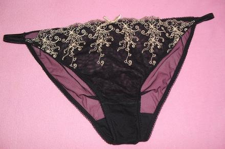 Vysivane romanticke nohavicky, m