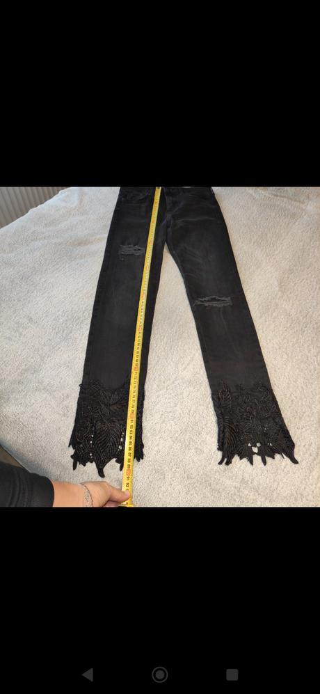 Rifle s čipkou, bershka,146