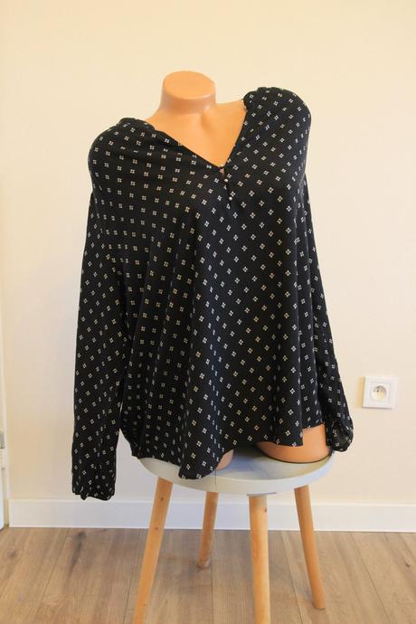 Čierno biela viskózová blúzka, xxxl, xxxl