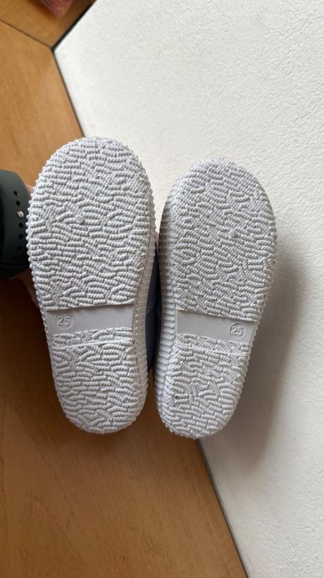 Tenisky platenky, reserved,25