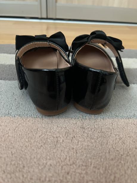 Dievčenské topánky, 26