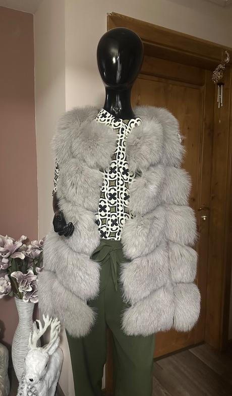 Sivá kožušinová vesta z pravej líšky, l / m