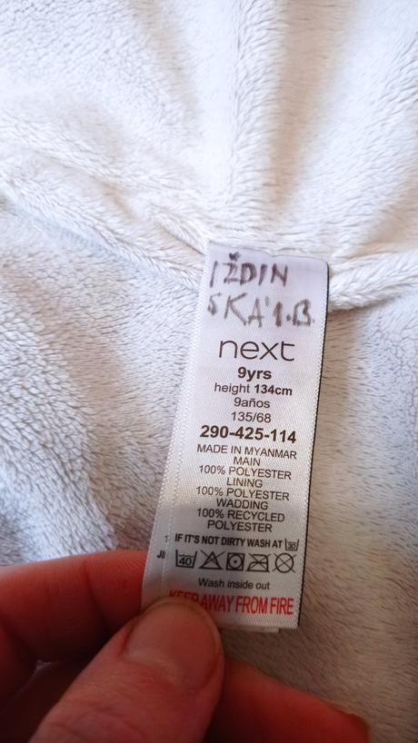 Teplá bunda next 134, super stav, next,134