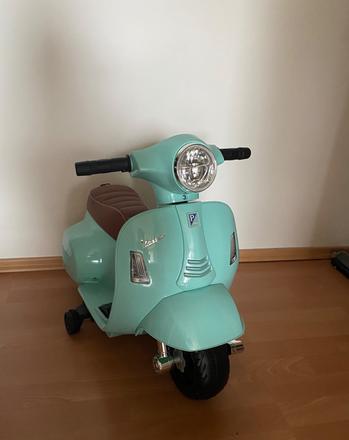 Vespa elektrický skúter pre deti, 
