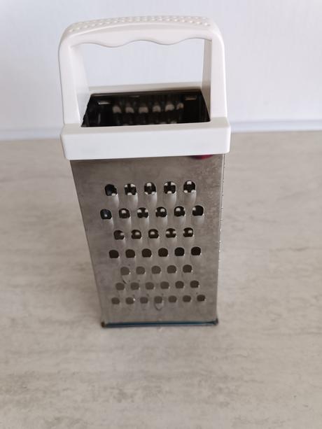 Pomôcky do kuchyne, 