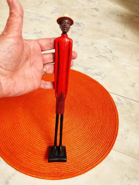 Drevená etno soška, 