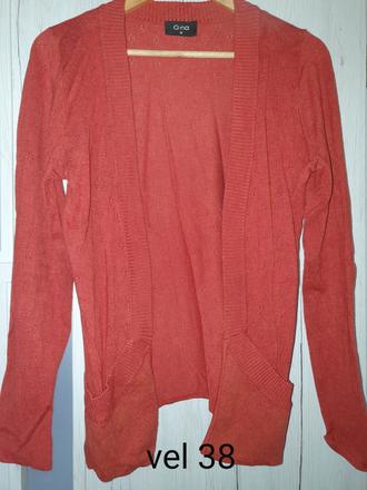 Svetrik tehlovej farby, gina,38