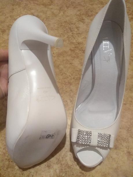 Poltopánky kožené nové, 40