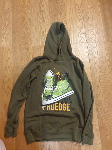 Mikina, chapter young,158