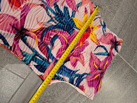 Kvetované šaty, amisu,38