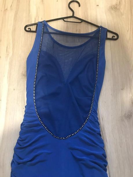 Slávnostné šaty, s