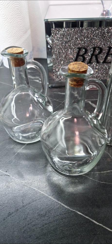 Sklenene karafky, solnicka korenicka., 