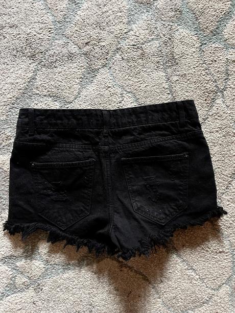 Kraťasy, reserved,36