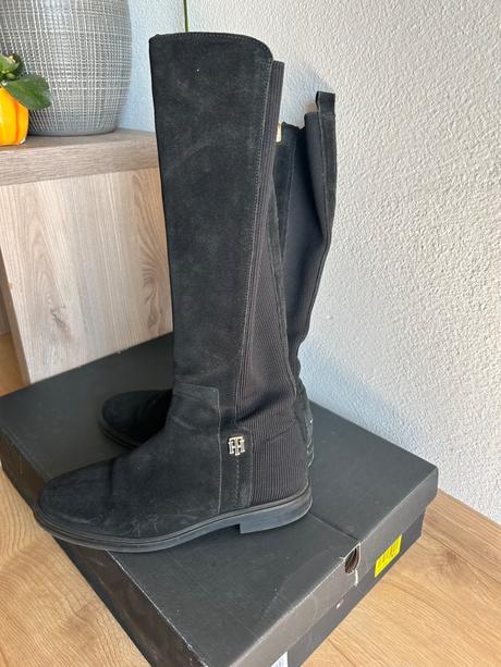 Kožené semišové čižmy, tommy hilfiger,38