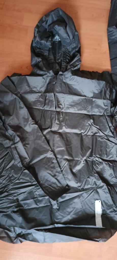 Nepremokavá bunda quechua 12/14 r., quechua,158