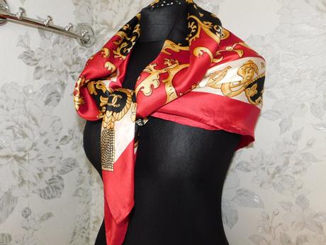 Kvalitná luxusna hodvabna elegantná šatka, l