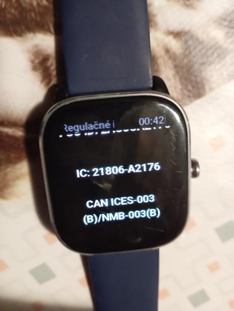 Hodinky amazfit minimálne používané,