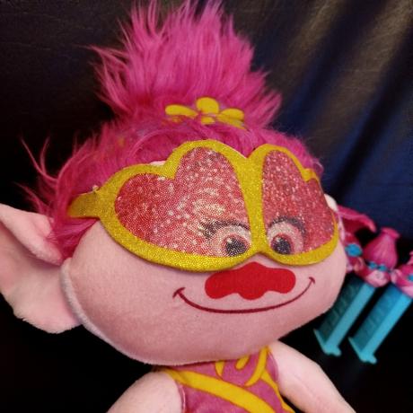 Hračky poppy trolls,