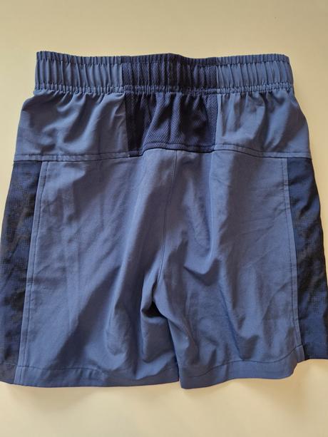 Šortky na telesnú, 140