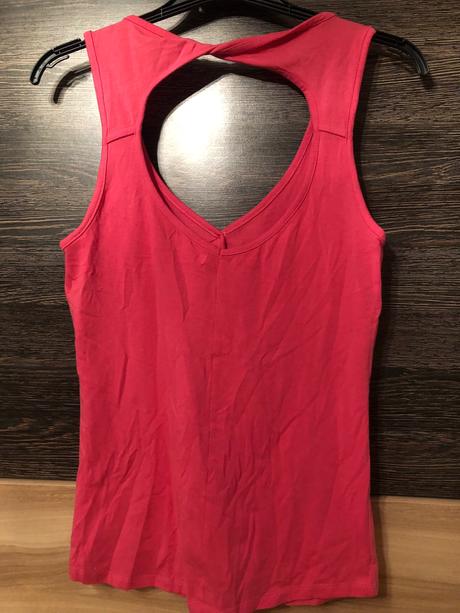 Ruzove tricko bez rukavov m, m