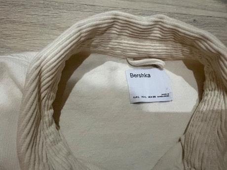 Koselova bunda l, bershka,l