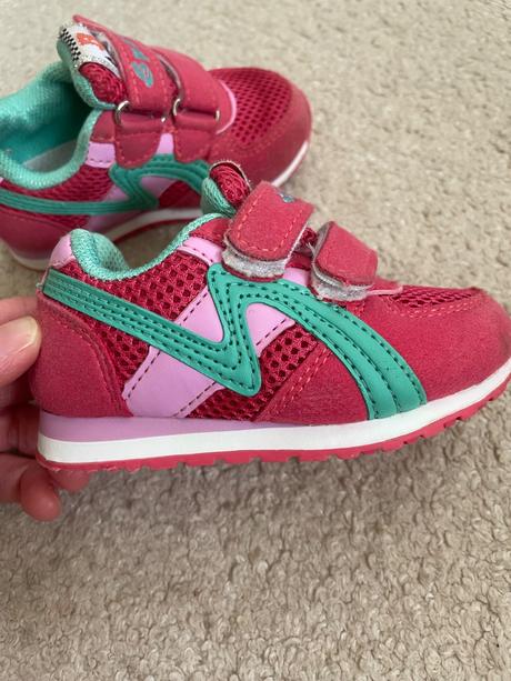 Detske tenisky, 21