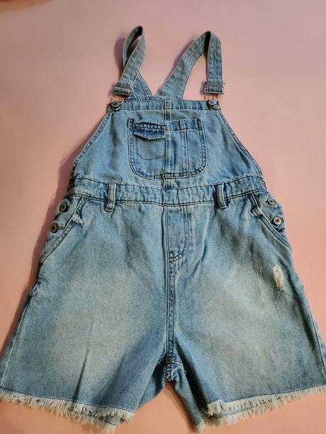 Kratasy na traky, 152