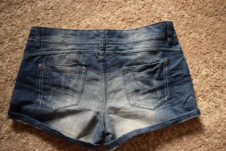 Nové riflové kraťasky, kik,158