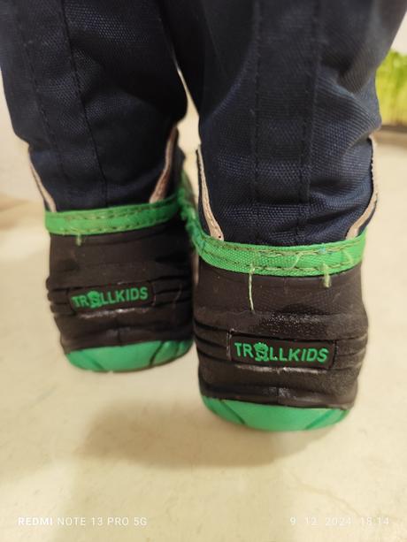 Nepremokavé snehule, 33