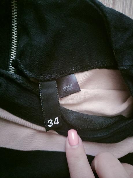 Pásikavé tričko, 34