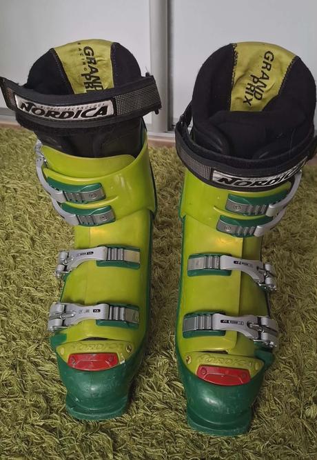 Lyžiarky, nordica,27