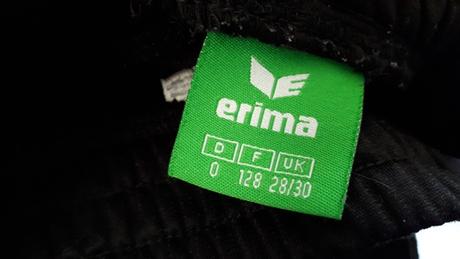 Zeleno-cierna teplaková suprava, 128