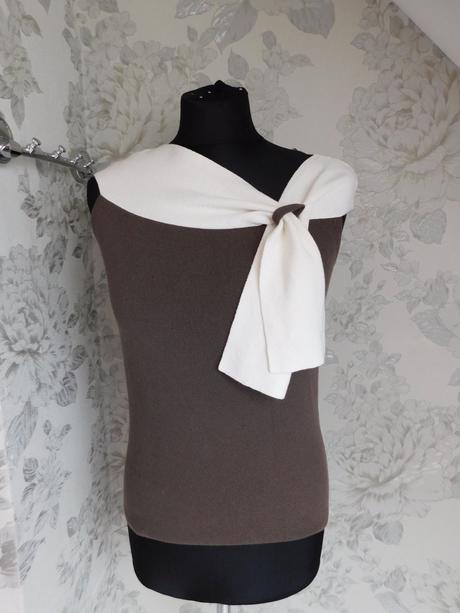 Luxusny trendy elegantny top, 36