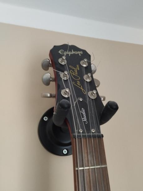 Elektrická gitara a kombo,