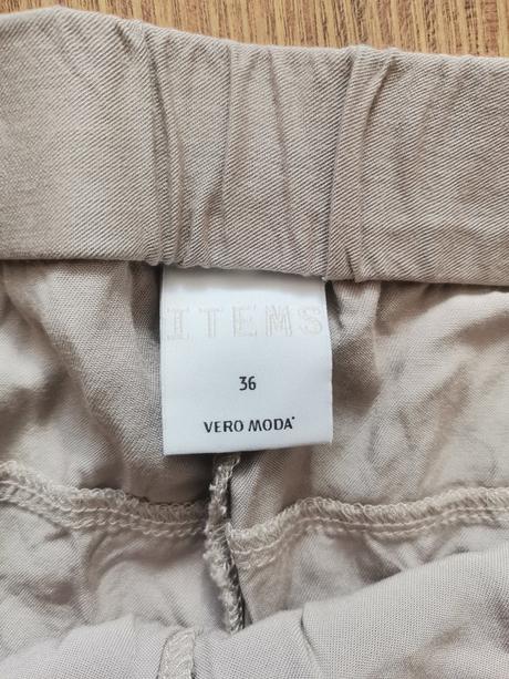 Kraťasy, vero moda,36