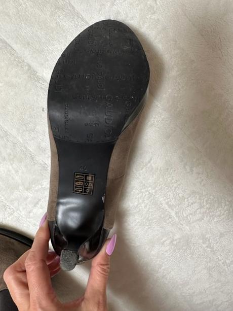 Krásne kotníkové topánky na vysokom podpätku gaudi, gaudi,40