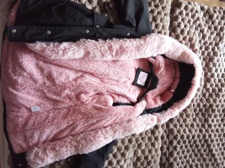 Zimná bunda s kozusinou, 152