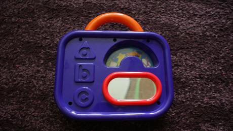 Multifunkcny hraci kufrik ci televizorcek,