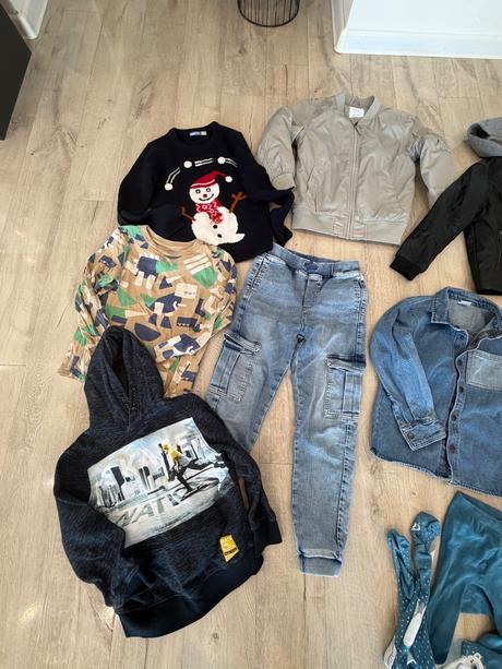 Velky balik veci pre chlapca velkost 134/140, 122–134