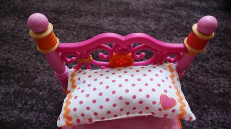 Raritna postielka lalaloopsy,