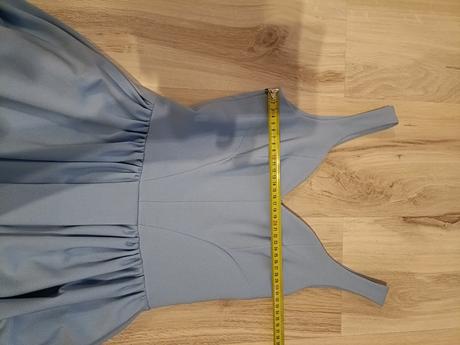 Spoločenské šaty, 34