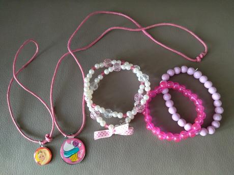 Náramky a nahrdelniky, disney