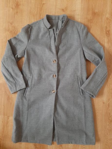 Sivý kabát velk. 38., 38