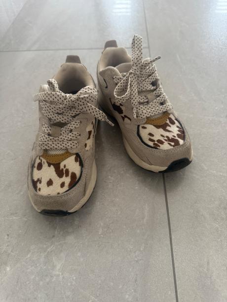 Zara botasky, zara,29